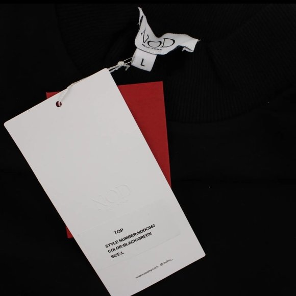 NEW Spring NOD New York Black Striped Cuff Turtle Sweatshirt with Green Blend - Picture 11 of 12